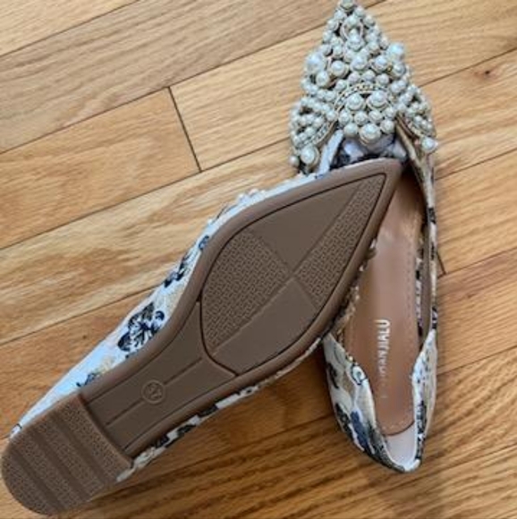 New! Women Pearl Rhinestone Pointed Toe Flat Shoes - Picture 6 of 12